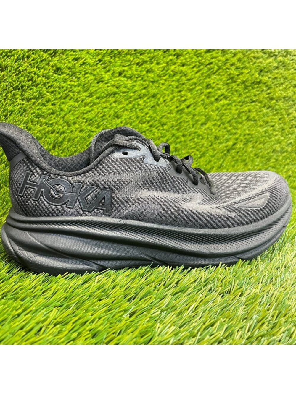 Hoka One One Clifton 9 Womens Size 8.5 All Black Athletic Running Shoes Sneakers